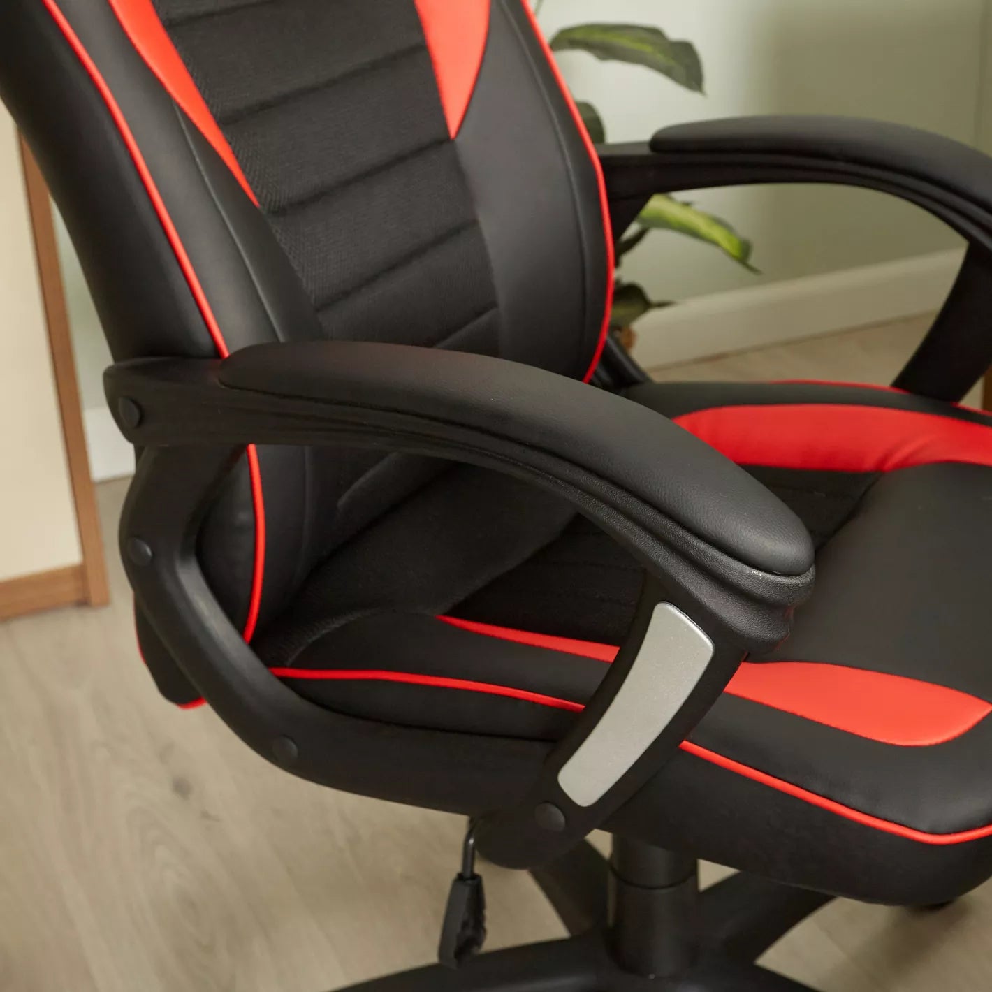 Gaming Chair, Semi-Ergonomic Office/Gaming Chair With Curved Arms And Easy Mobility - Red/Black - COOLBABY
