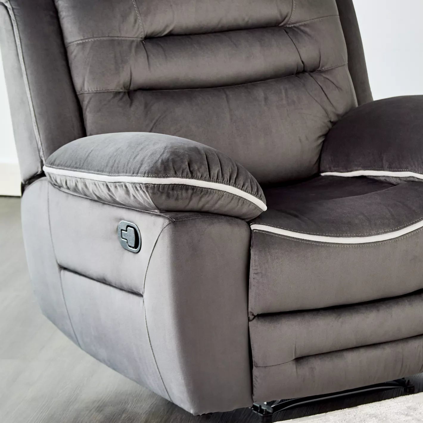 Fabric Recliner, Soft Fabric For A Luxurious Feel 96 x 110 x 105 CM - COOLBABY