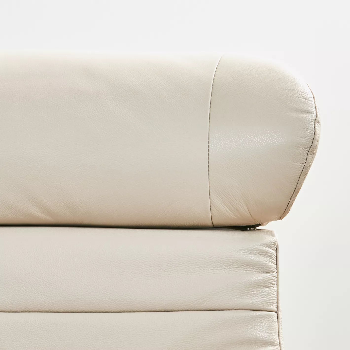 Leather Armchair With Stool, Luxurious Armchair And Footstool , Flair Arms, Fixed Seat And Back Cushions For Modern Office And Home - COOLBABY