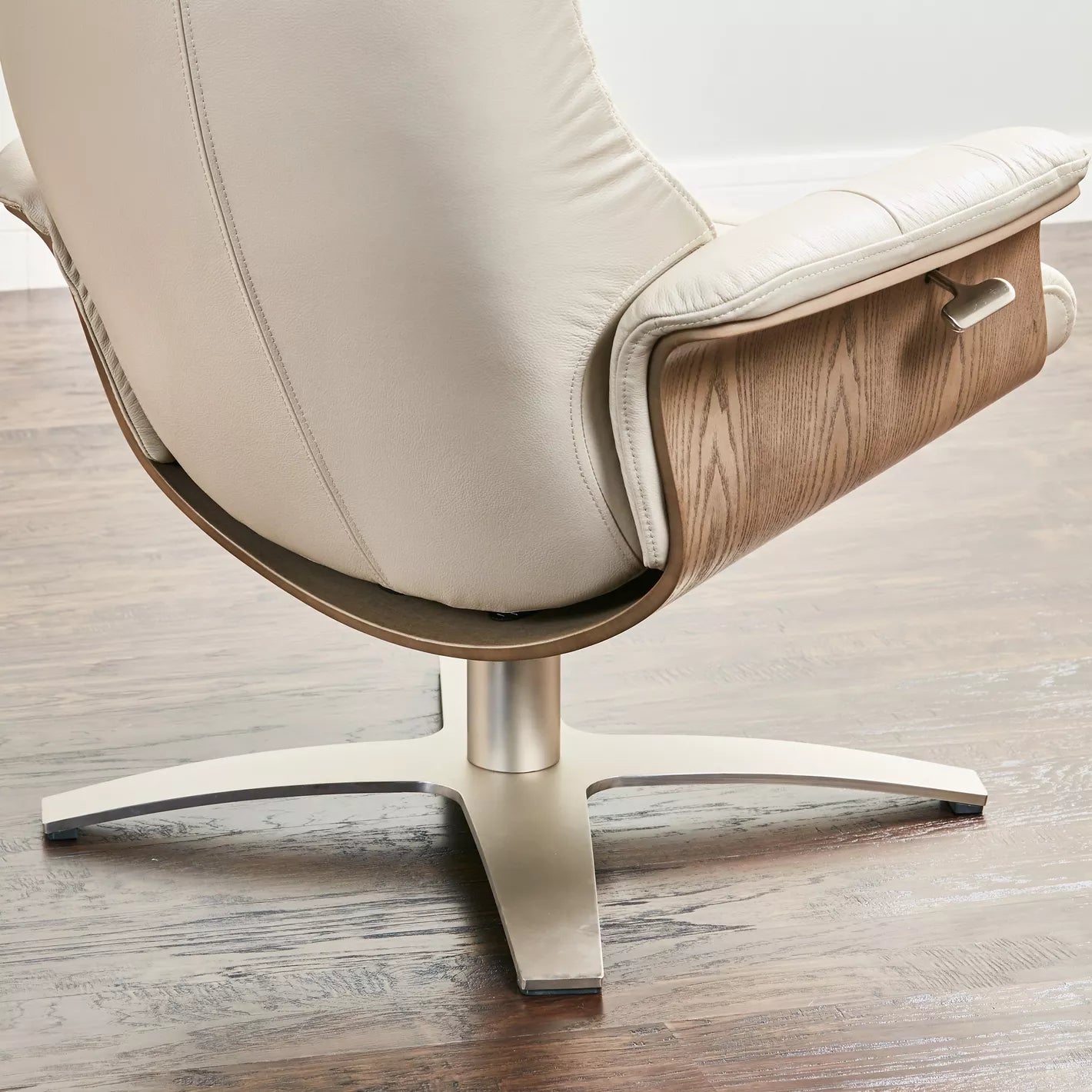 Leather Armchair With Stool, Luxurious Armchair And Footstool , Flair Arms, Fixed Seat And Back Cushions For Modern Office And Home - COOLBABY