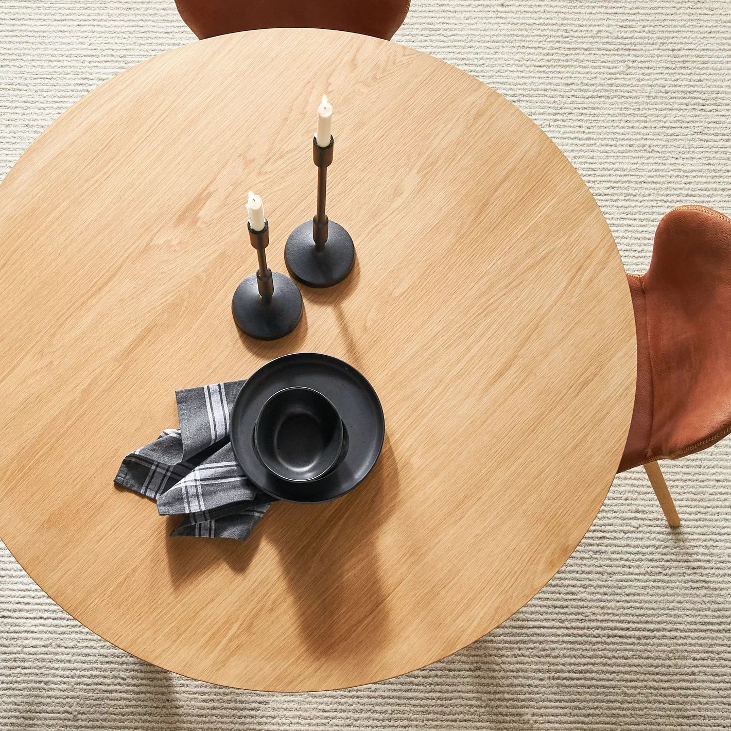 4-Seater Wood Dining Table, Round Table - 76H * 120W - COOLBABY