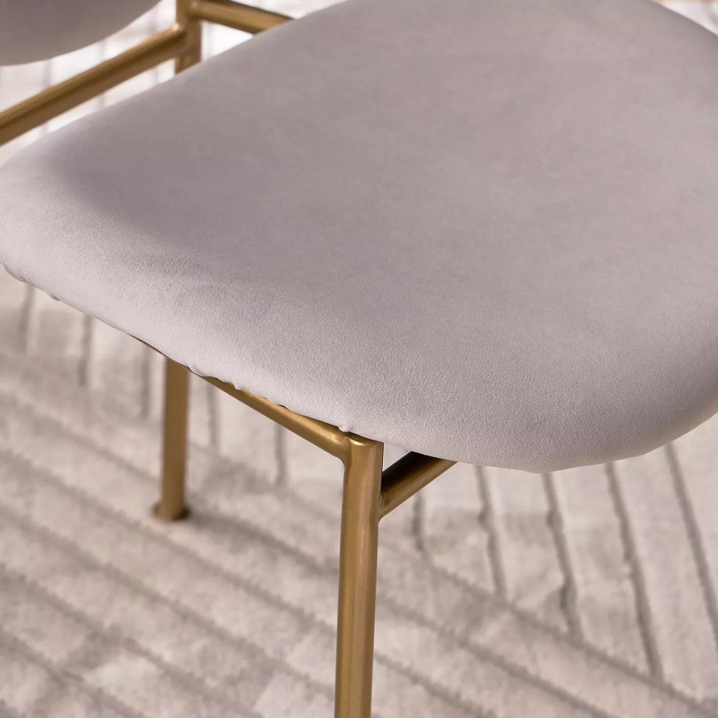 Modern Luxe Fabric Dining Chair With Metal Legs And Foam Seat Filling For Living Areas - COOLBABY