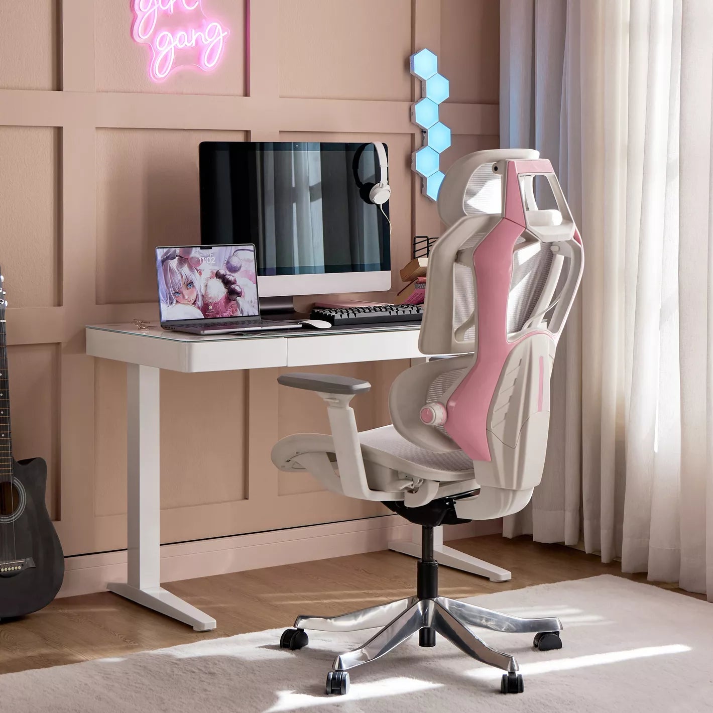 Stylish Ergonomic Chair With Mesh Design And Height-Adjustable Back Cushion With Four Locking Positions Gaming Chair - COOLBABY