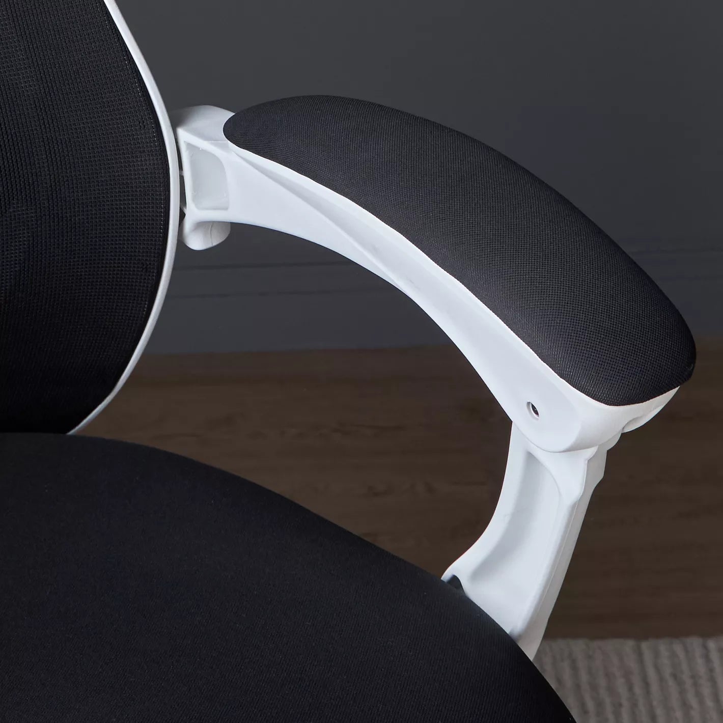 Ergonomic Gaming Chair With Adjustable headrest And Adjustment Height, Gaming/Office Chair for Modern Spaces - COOLBABY