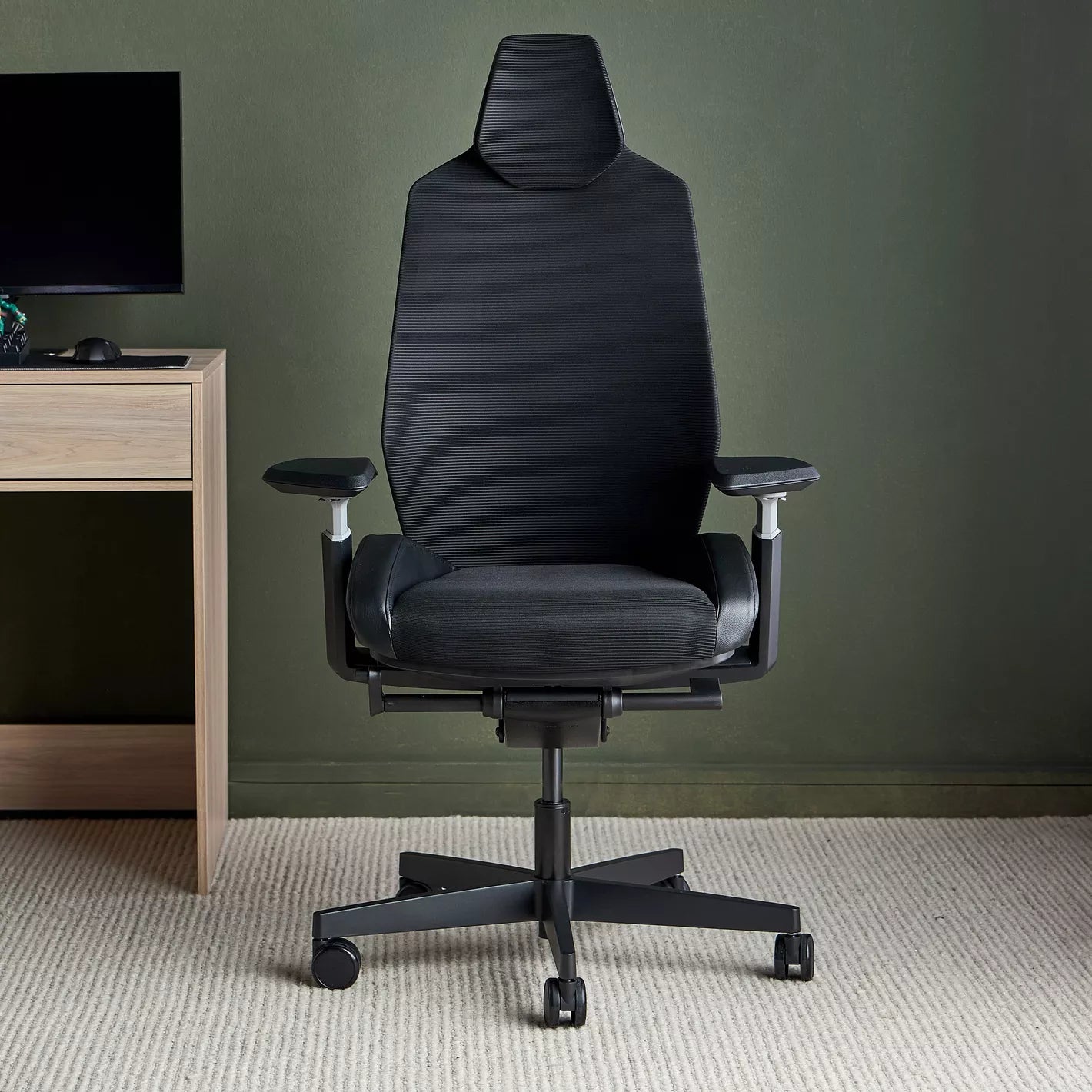 Luxury Racer Gaming Chair with Adjustable Lumbar Support And Headrest - COOLBABY