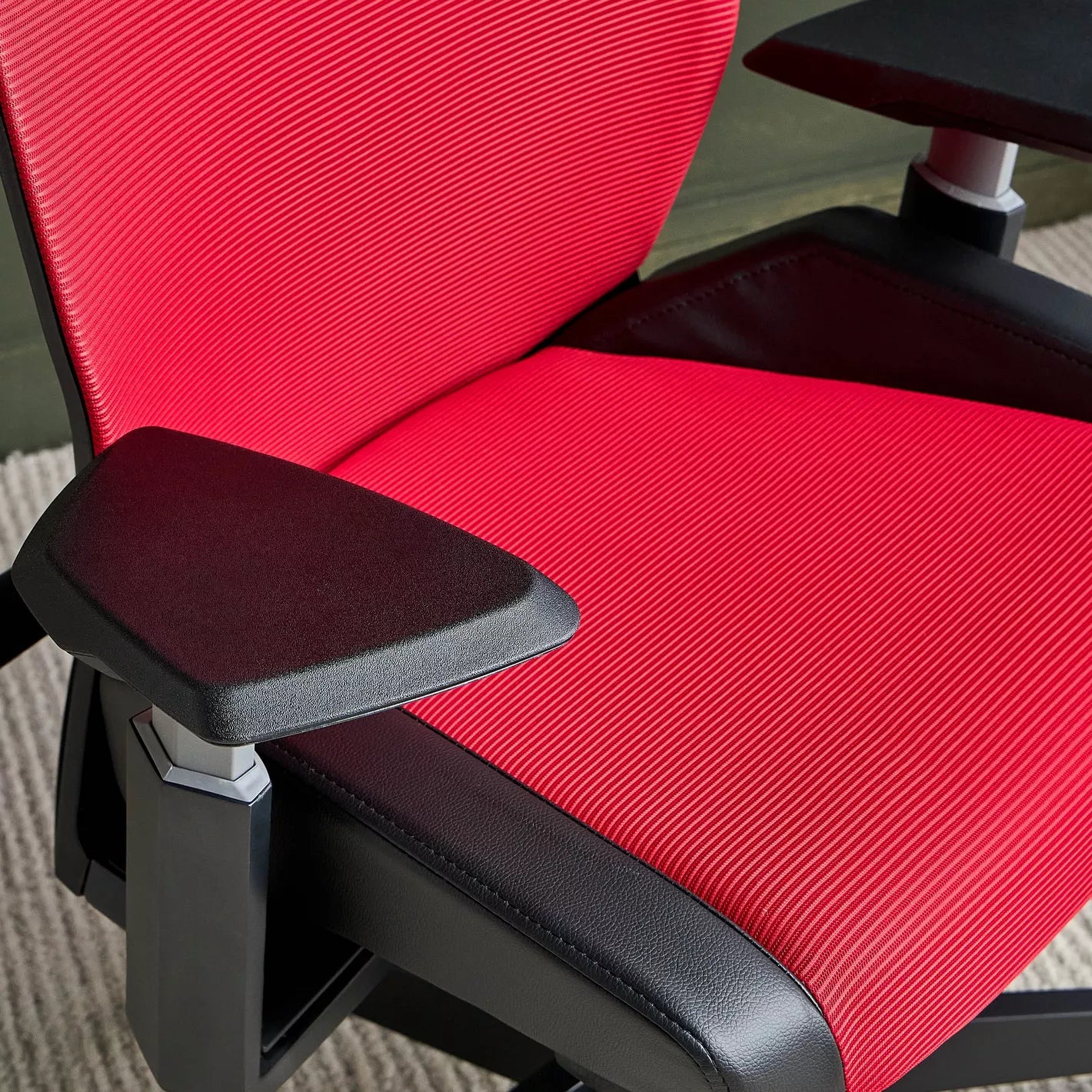 Luxury Racer Gaming Chair with Adjustable Lumbar Support And Headrest - COOLBABY