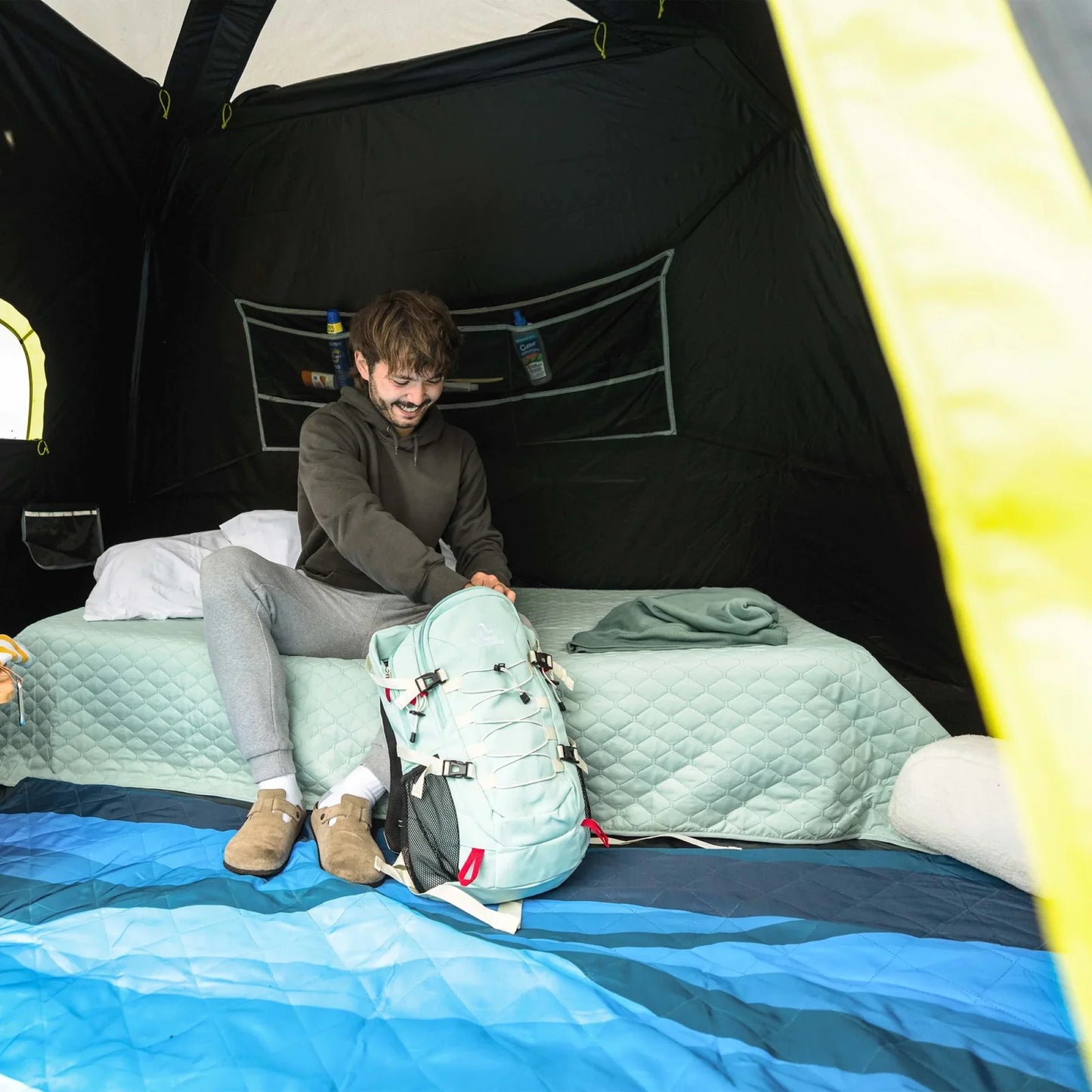 COOLBABY 6-Person Instant Cabin Tent with Blockout Technology – Fast Setup, Weather-Resistant - COOLBABY