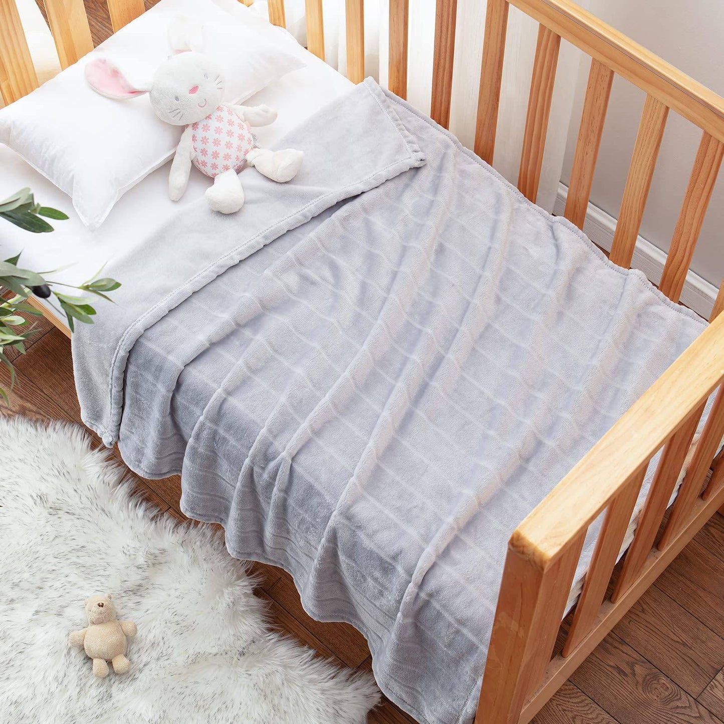 COOLBABY Plush Throw Blanket Super Soft Fuzzy Warm Blanket | 330 GSM Lightweight Fluffy Cozy Luxury Decorative Stripe Blanket for Bed Couch - 50"x 60", Smoke Grey - COOL BABY