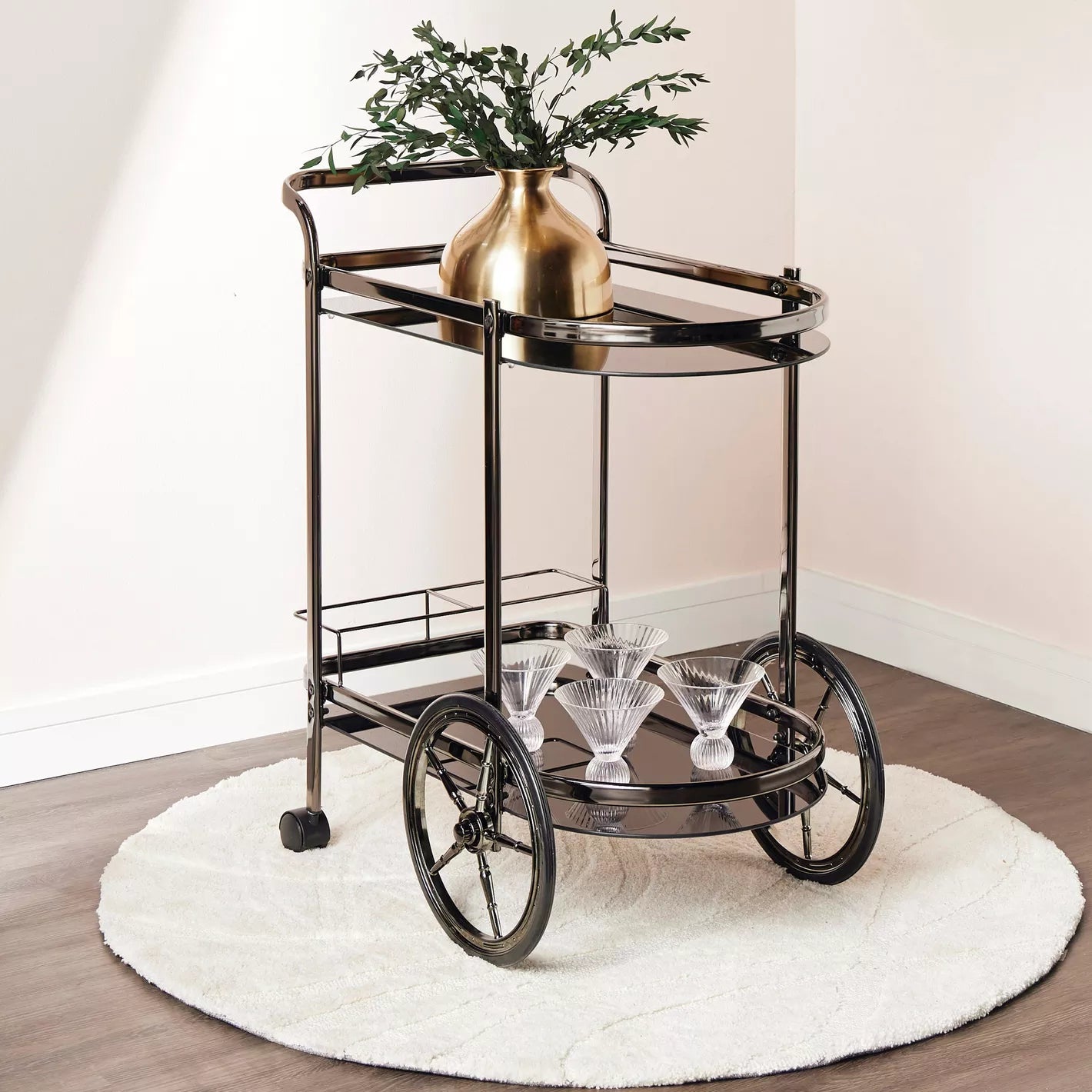 Modern Serving Trolley For Bottle And Drinks For Dining Spaces