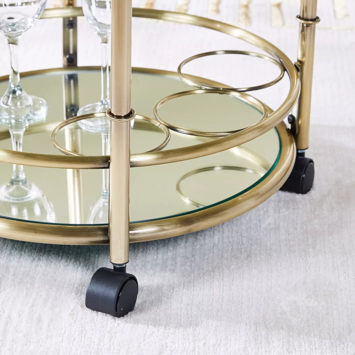 Luxury Serving Trolley, Durable Metal Frame With a Mirrored Top and Chrome-Plated Legs