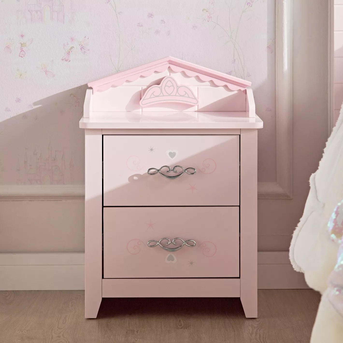 Royal Story 2-Drawer Nightstand