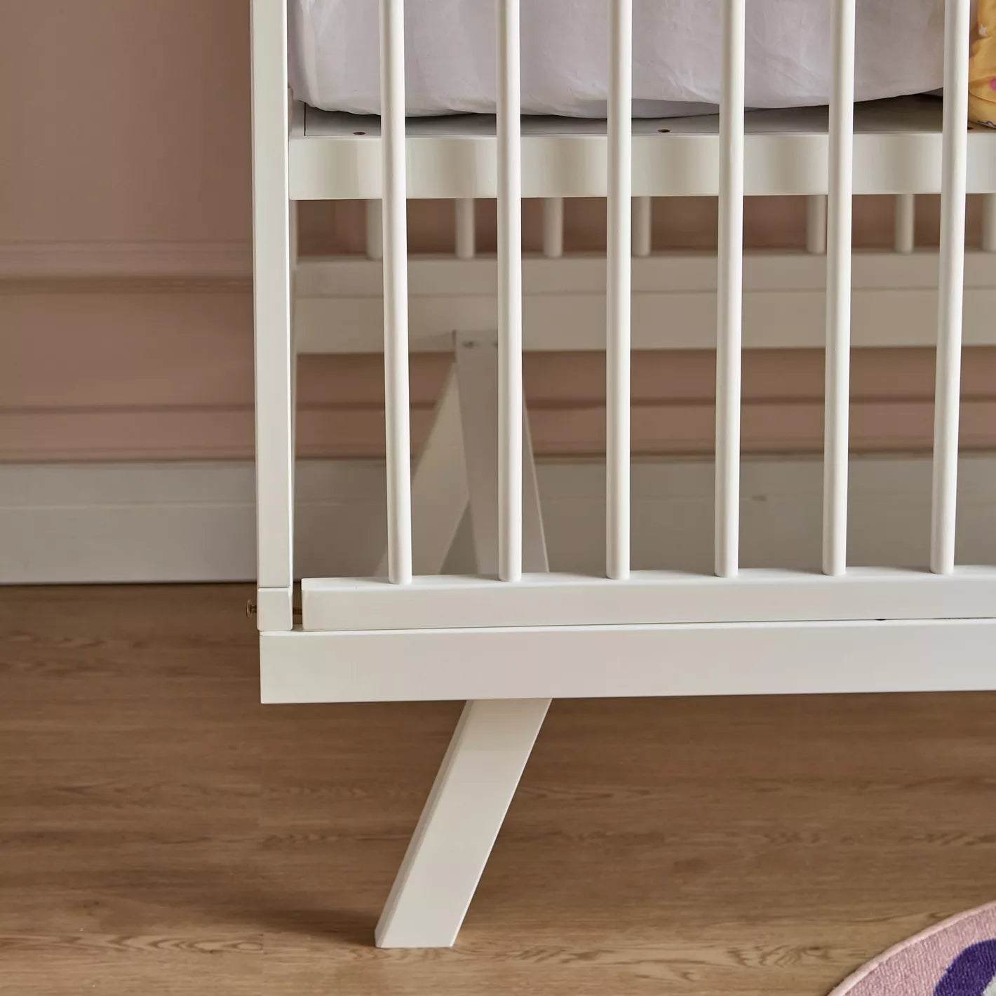 Little Cutie 2-in-1 Convertible Cot Bed - 70x140 cm - COOLBABY