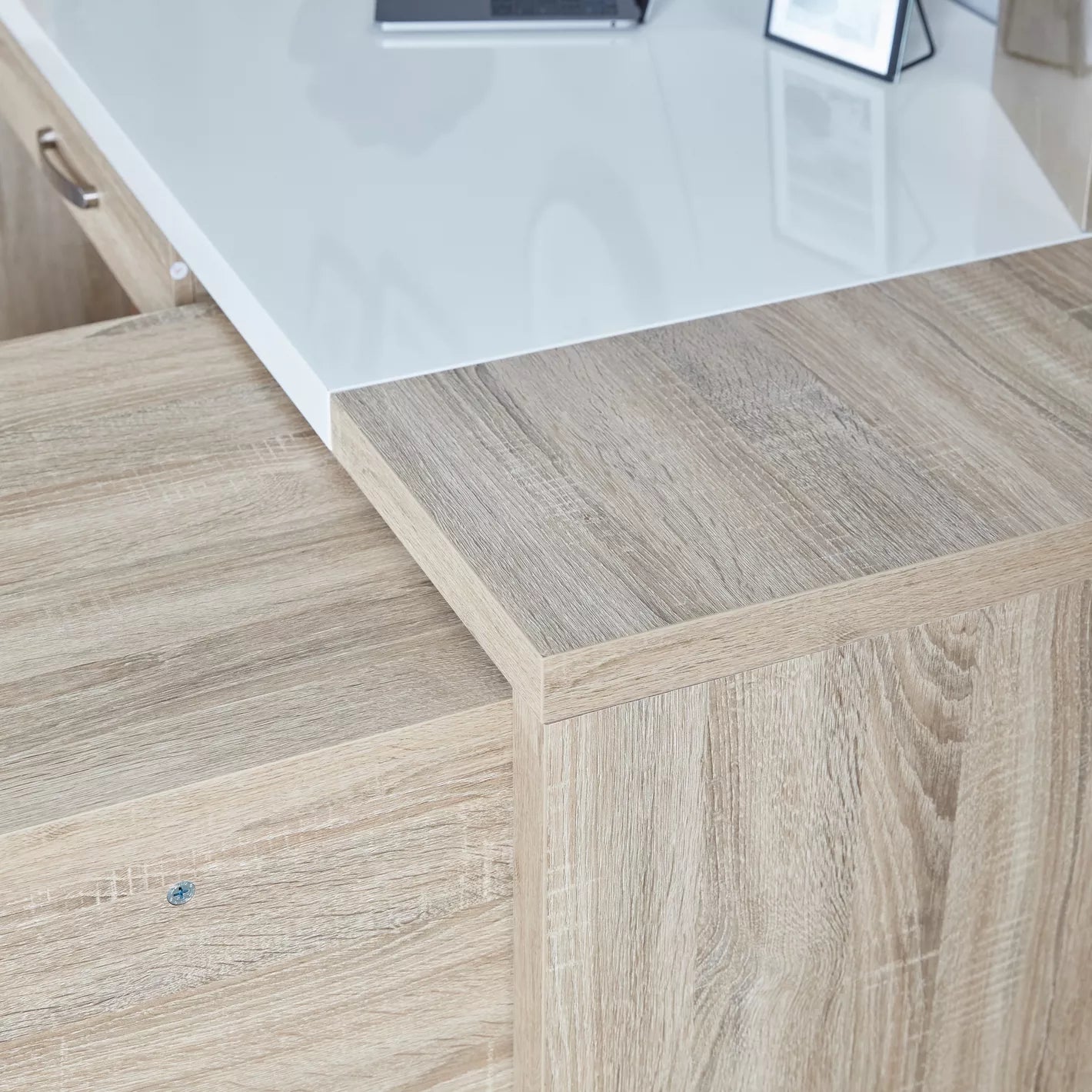 Corner Desk With Four Pull-Out Drawers For Storage - Cream/Oak - COOLBABY