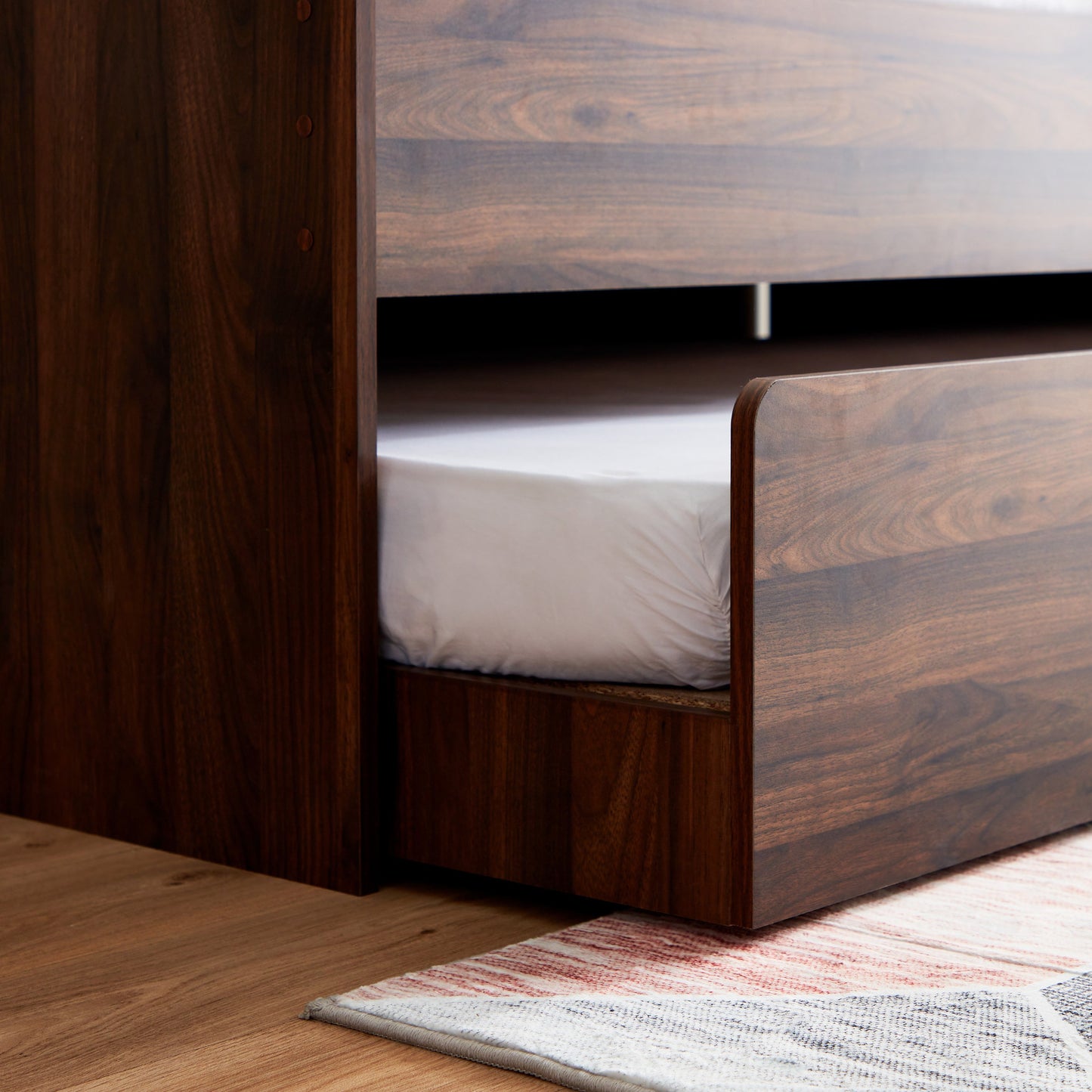 Single Cabin Bed with Pull-Out Trundle Bed 90x190 cm – Space Saving Engineered Wood Guest Bed
