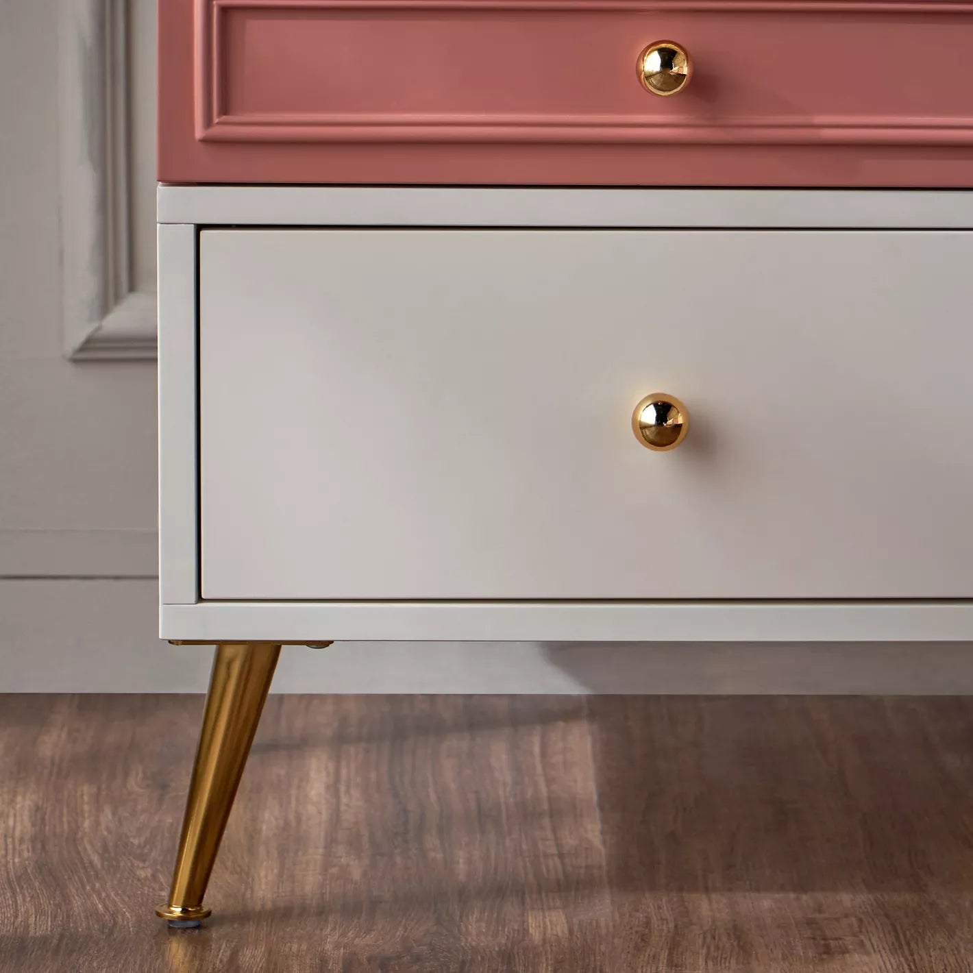 Nightstand With Gold Knob-Handles And Metal Legs