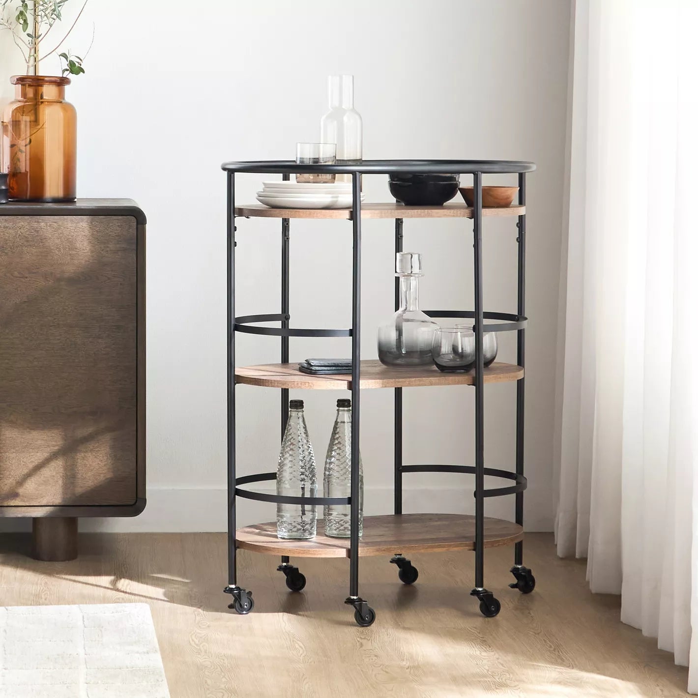 Stylish Serving Trolley For Serving Drinks, Snacks, Or Meals