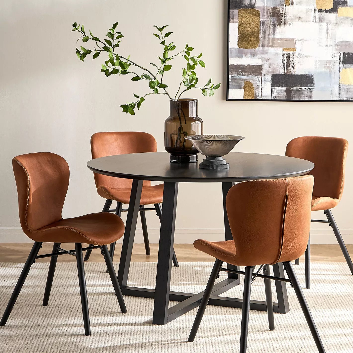 4-Seater Wood Dining Table, Round Table - 76H * 120W