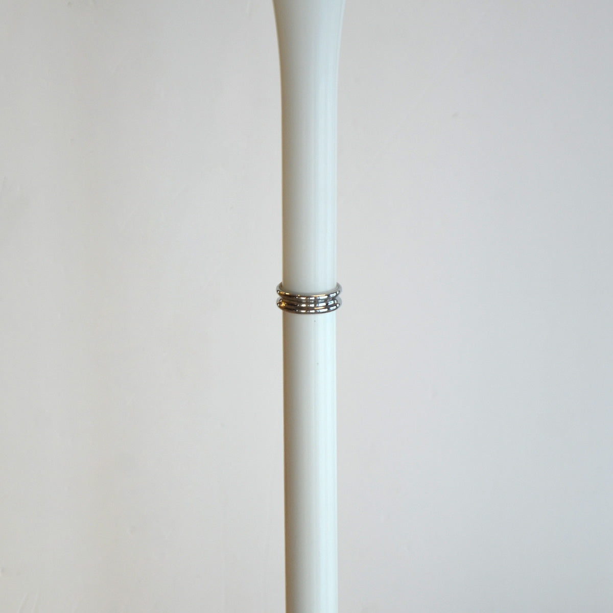 Modern Glass Stand Floor Lamp - White