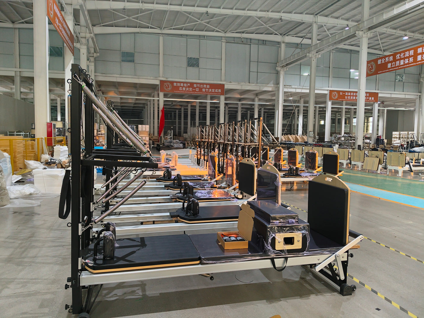 Professional Studio Training Aluminum Pilates Reformer with Trapeze Home Commercial Pilates Equipment Tower