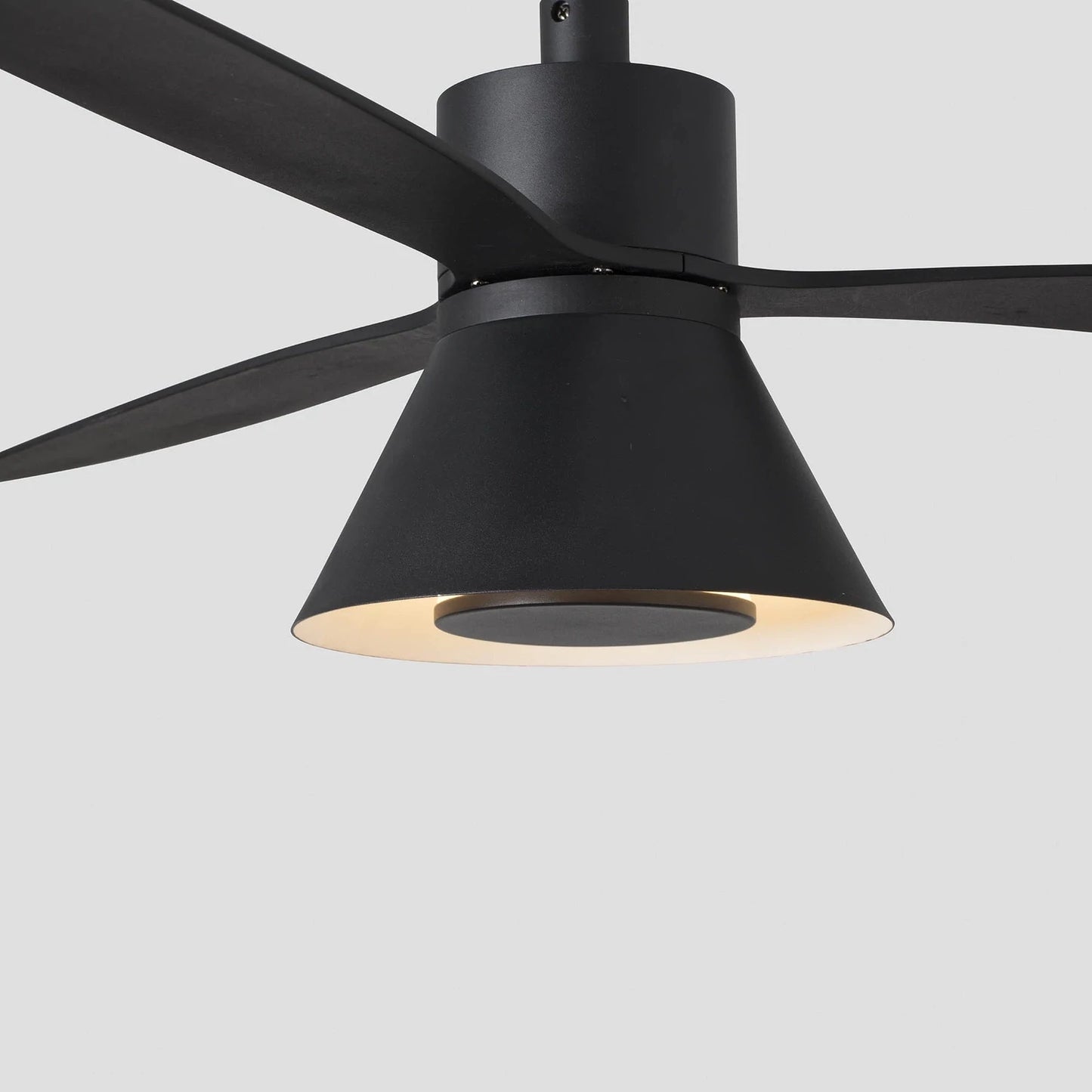 Ceiling Fan Ø132cm Light Integrated, Remote Control Included And 6 Adjustable Speeds