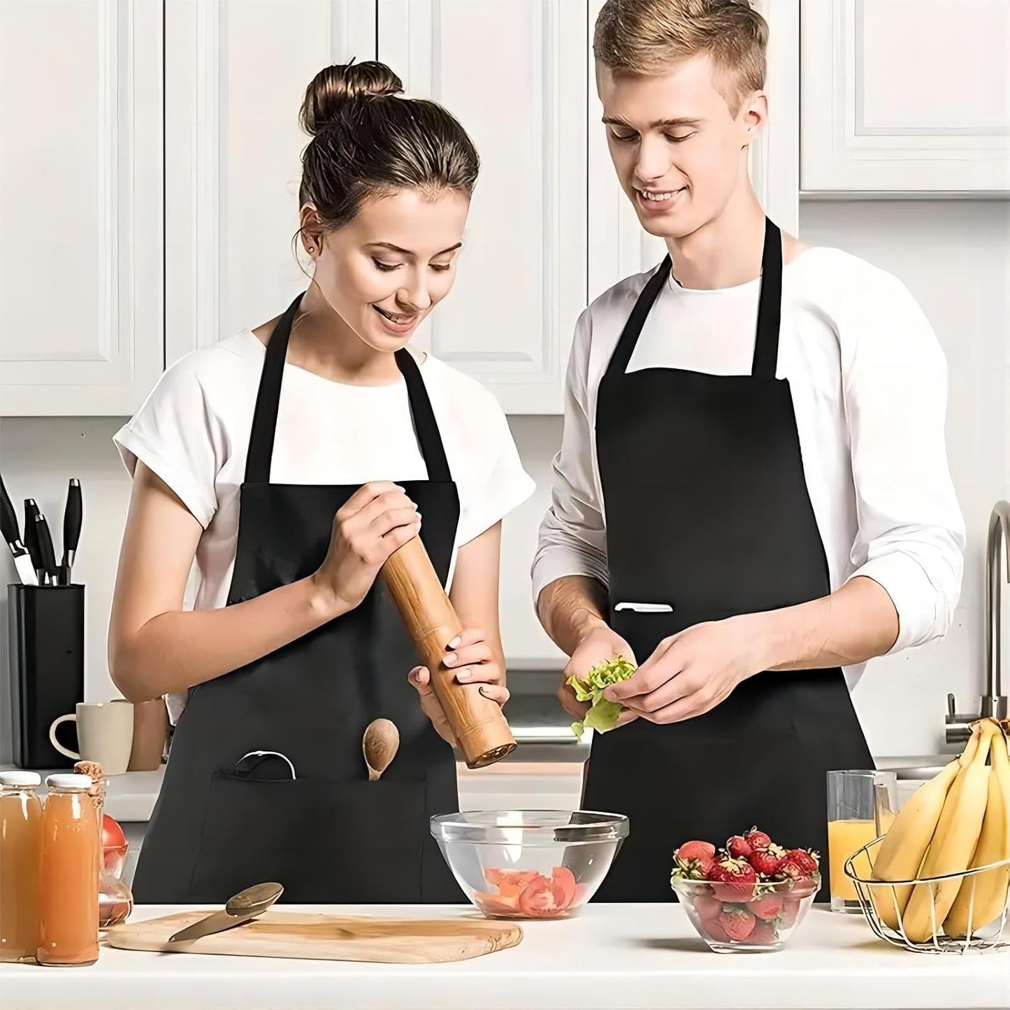 COOLBABY Polyester Apron, Black Oil Resistant Apron, Unisex Adjustable Cooking Apron (65 * 90CM)