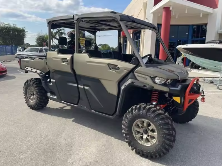 Defender MAX X With Doors HD10 Liquid Titanium & Magma Red - COOLBABY