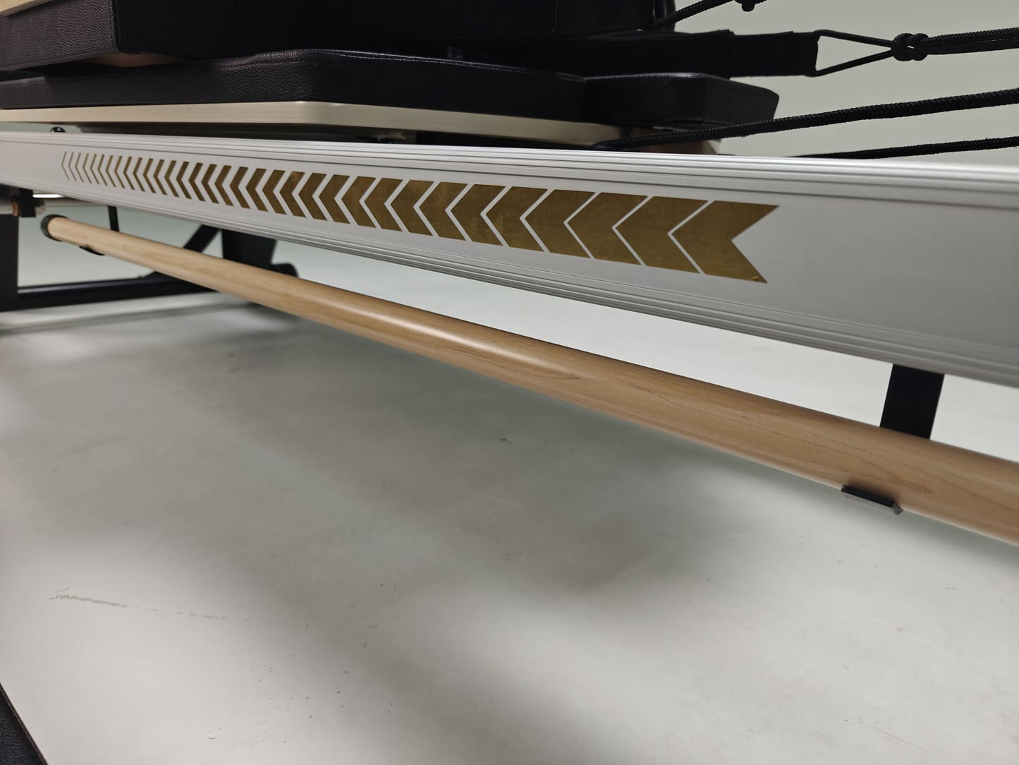 Professional Studio Training Aluminum Pilates Reformer with Trapeze Home Commercial Pilates Equipment Tower